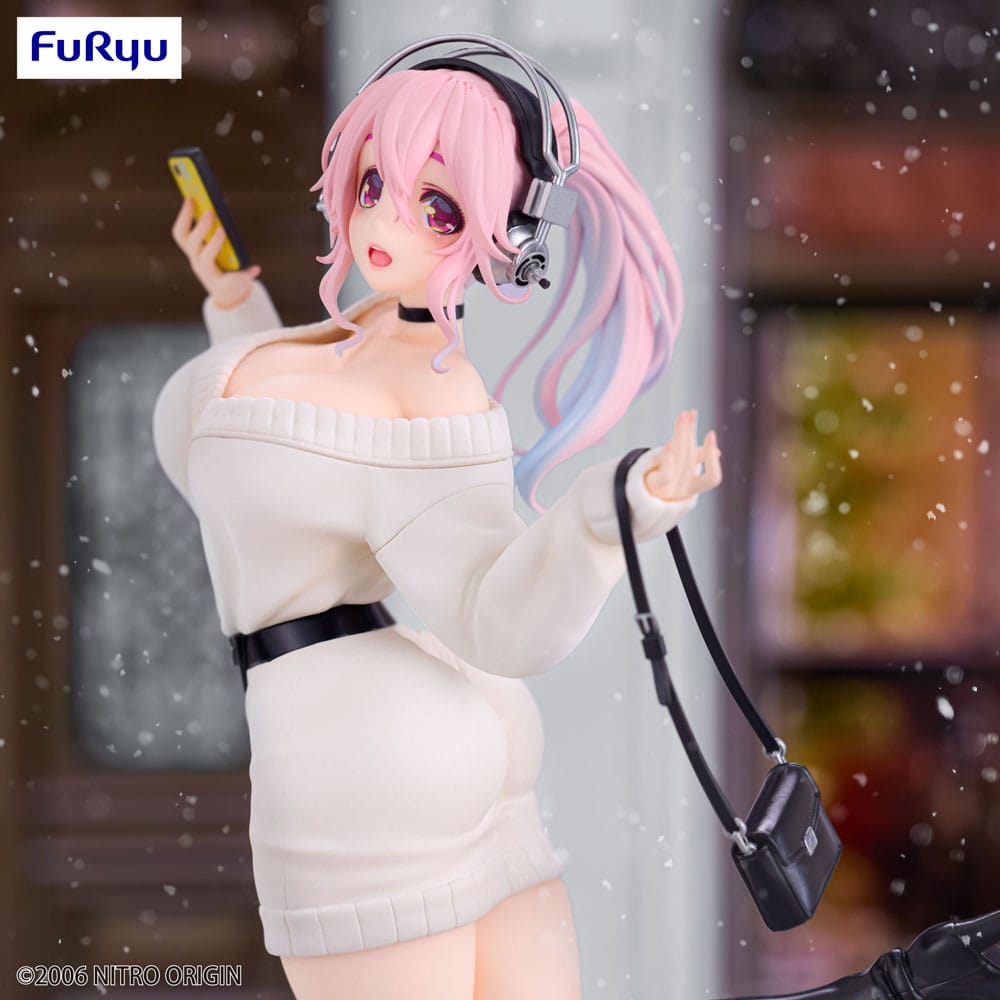 kameco-super-sonico-trio-try-it-pvc-statue-winter-memory-ver image 2