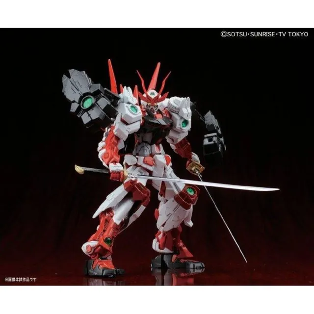bandai-mg-sengoku-astray-gundam-modellbausatz-1-100 image 1