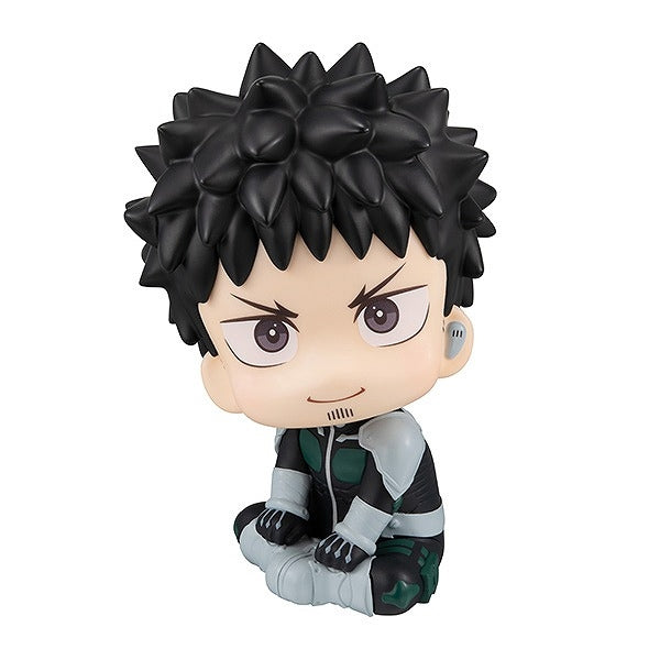 kameco-kaiju-no-8-look-up-pvc-statue-kafka-hibino-11-cm image 4