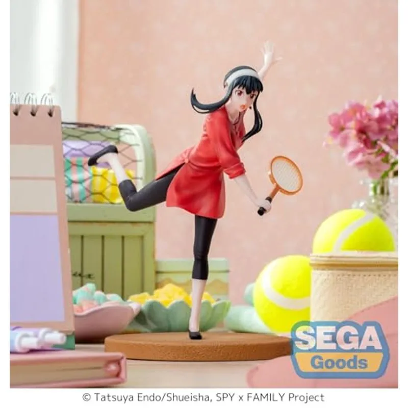 sega-spy-x-family-luminasta-yor-forger-tennis-figur image 3