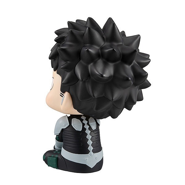 kameco-kaiju-no-8-look-up-pvc-statue-kafka-hibino-11-cm image 6