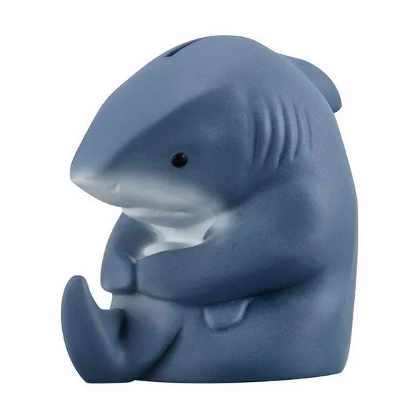 kameco-spardosen-hai-spardose-machiboke-version-pvc-6-7-cm image 1
