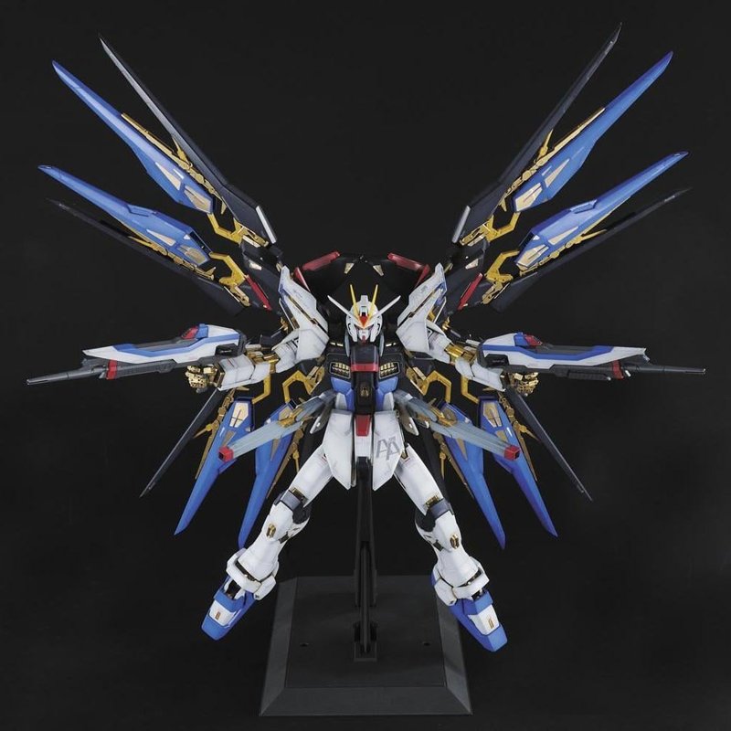 bandai-gundam-strike-freedom-pg-1-60-modellbausatz-seed image 3