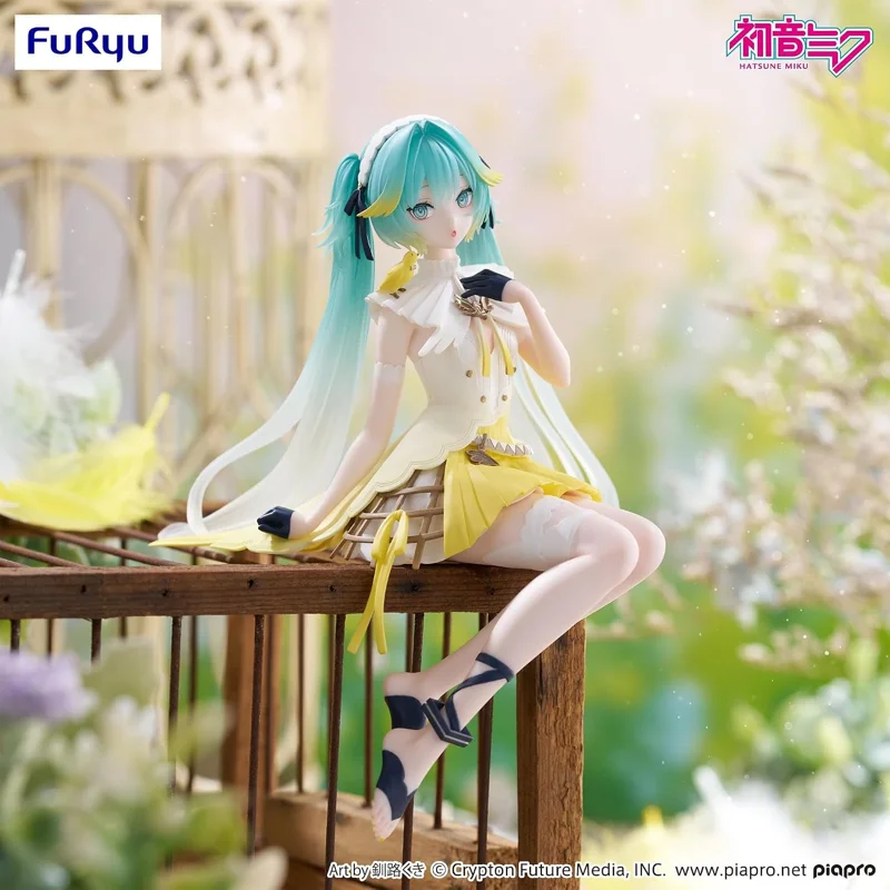 furyu-vocaloid-hatsune-miku-noodle-stopper-canary-figur-sitzend image 6